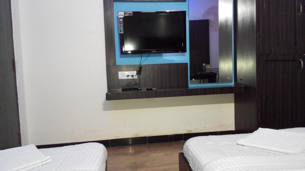 העיר בנגלור Hotel Richmond Residency מראה חיצוני תמונה