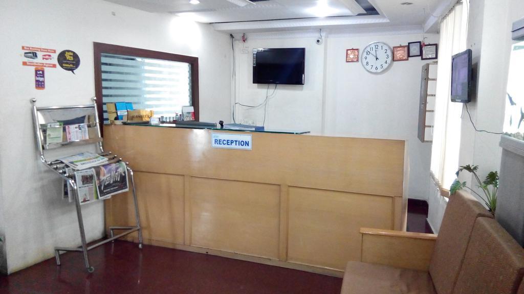 העיר בנגלור Hotel Richmond Residency מראה חיצוני תמונה