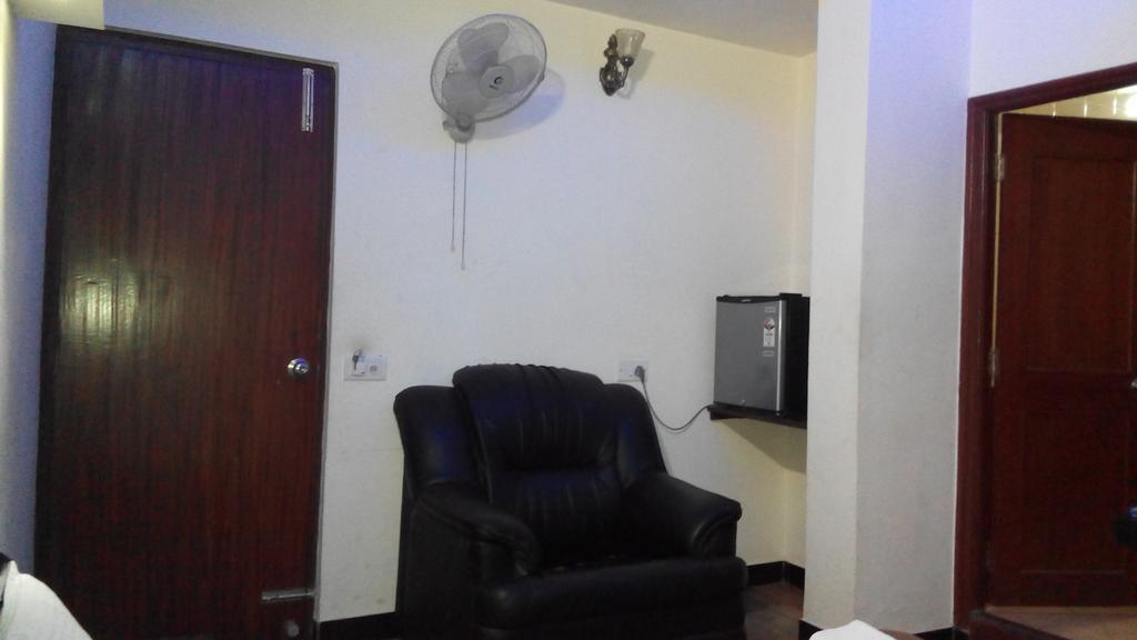 העיר בנגלור Hotel Richmond Residency חדר תמונה