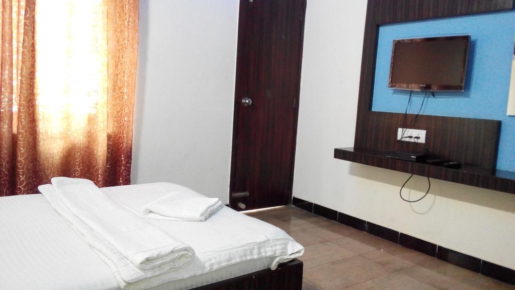 העיר בנגלור Hotel Richmond Residency חדר תמונה