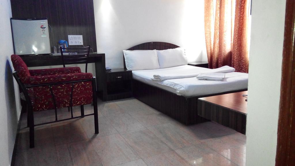 העיר בנגלור Hotel Richmond Residency חדר תמונה